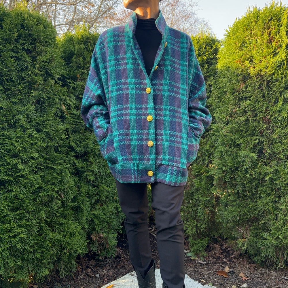 Vintage sweater jacket slouchy fit.